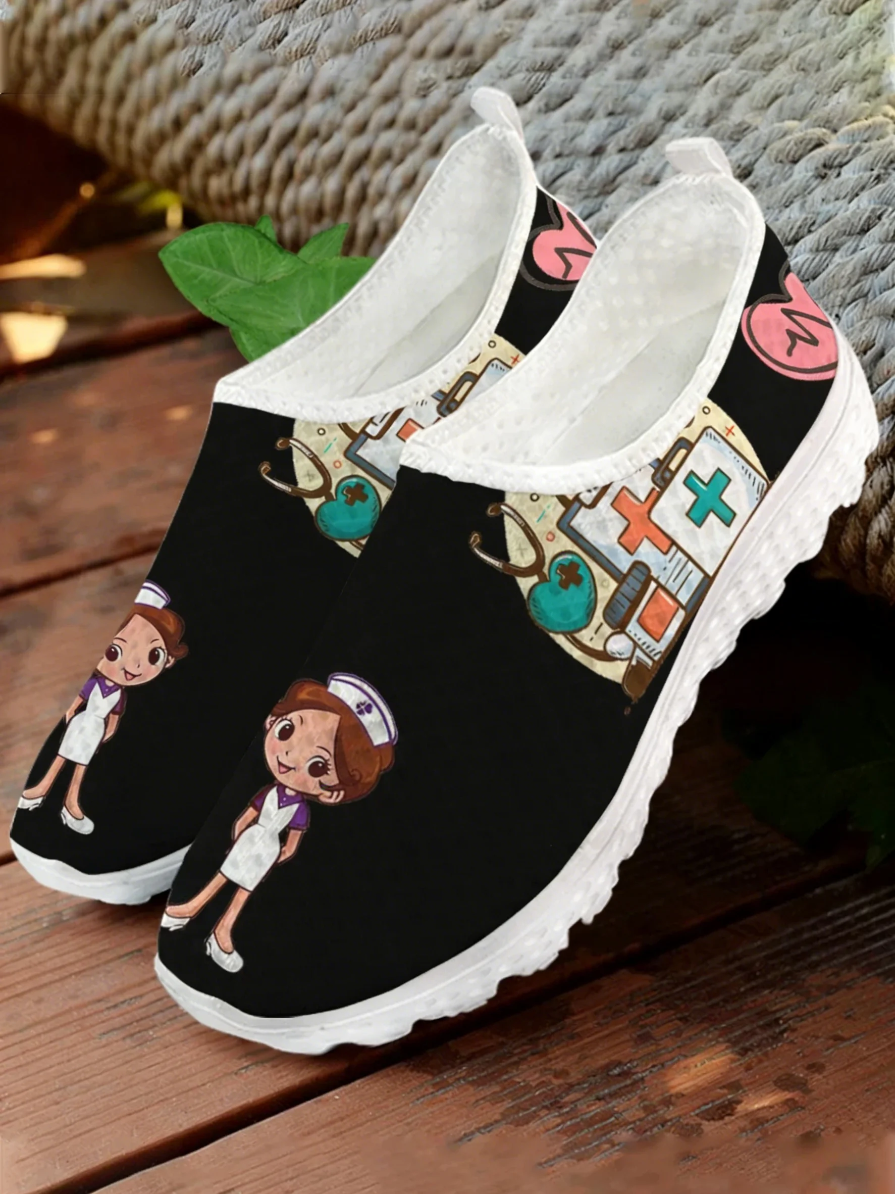 Cute Nurse Doctor Medical Prin - Women Shoes Tennis ulasan dan harga