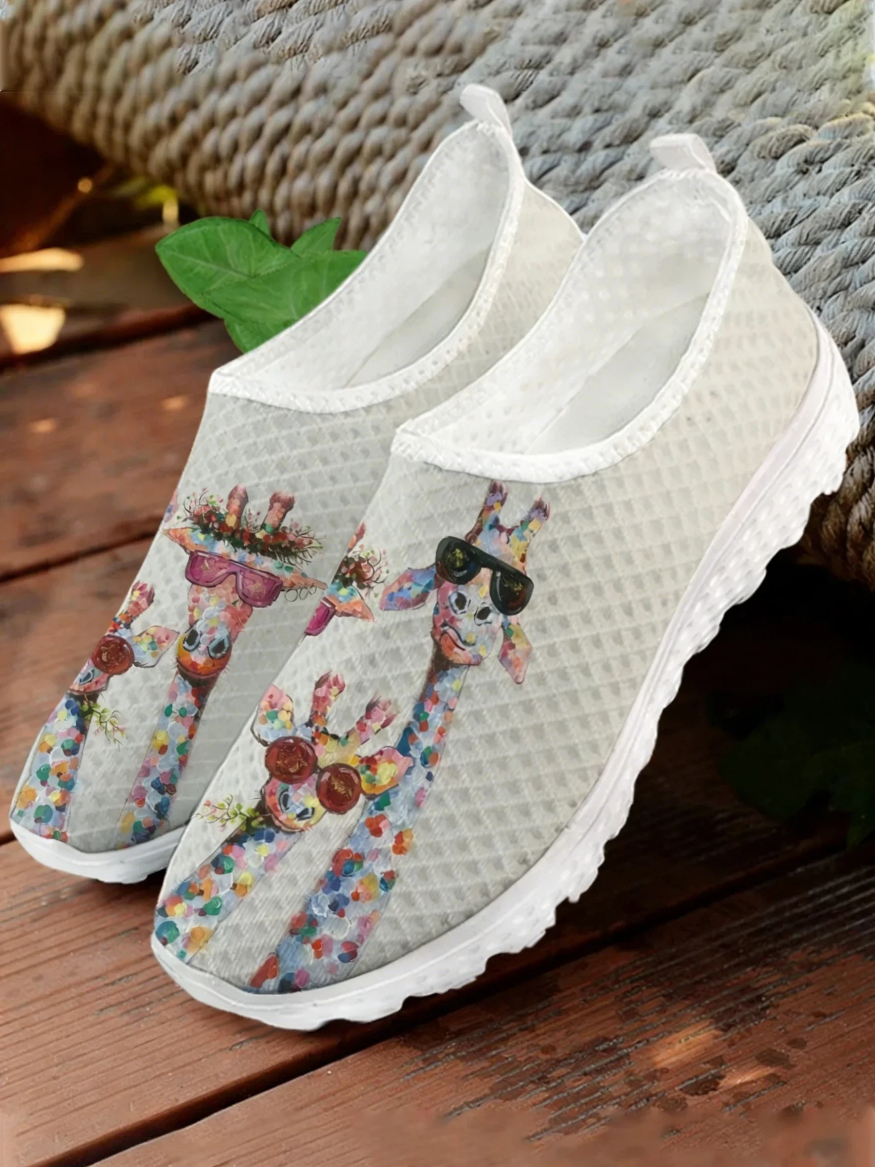 Cartoon Giraffe Print Mesh Hig - Women Shoes Tennis ulasan dan harga