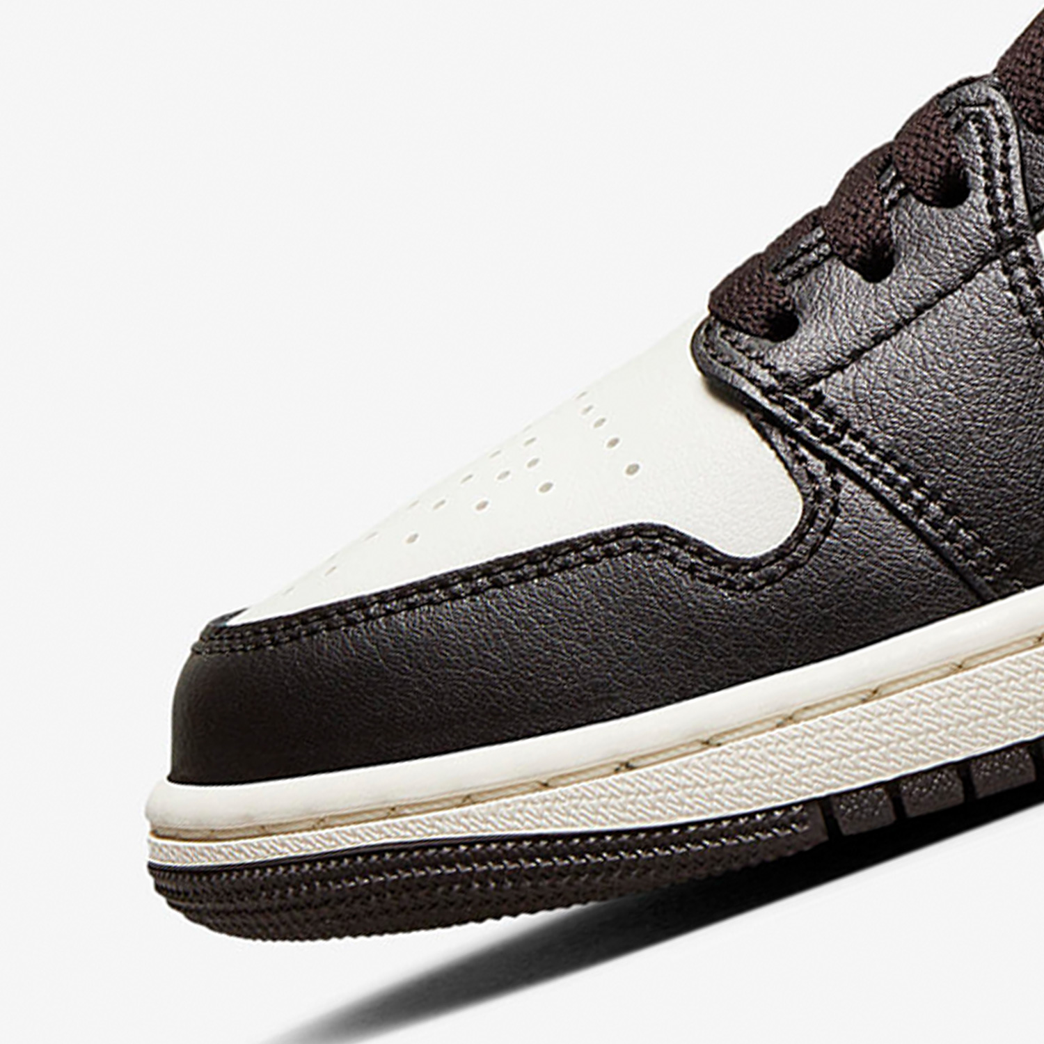 Nike genuine JORDAN women's sp - Women'S Shoes Nike Jordan ulasan dan harga