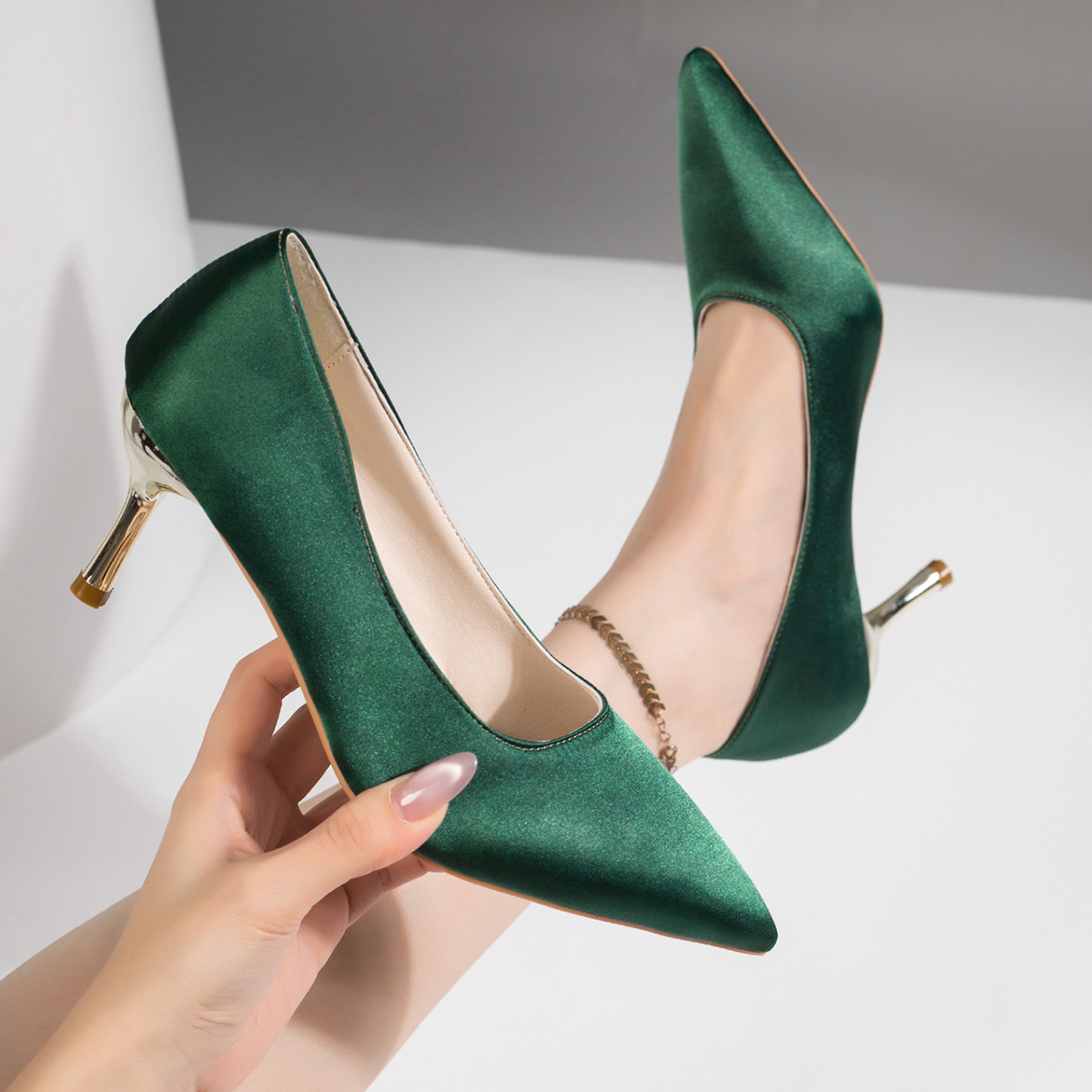 Women Green Satin Pumps Pointe - Court Heel Pointed ulasan dan harga
